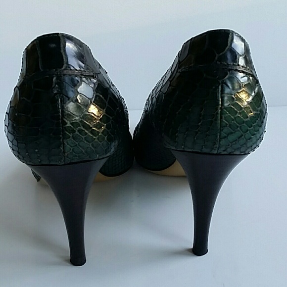 Escada pumps - Picture 4 of 8